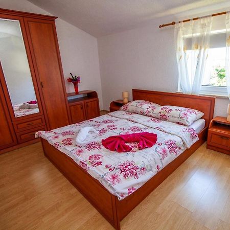 Villa Anita Пула Экстерьер фото
