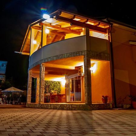 Villa Anita Пула Экстерьер фото