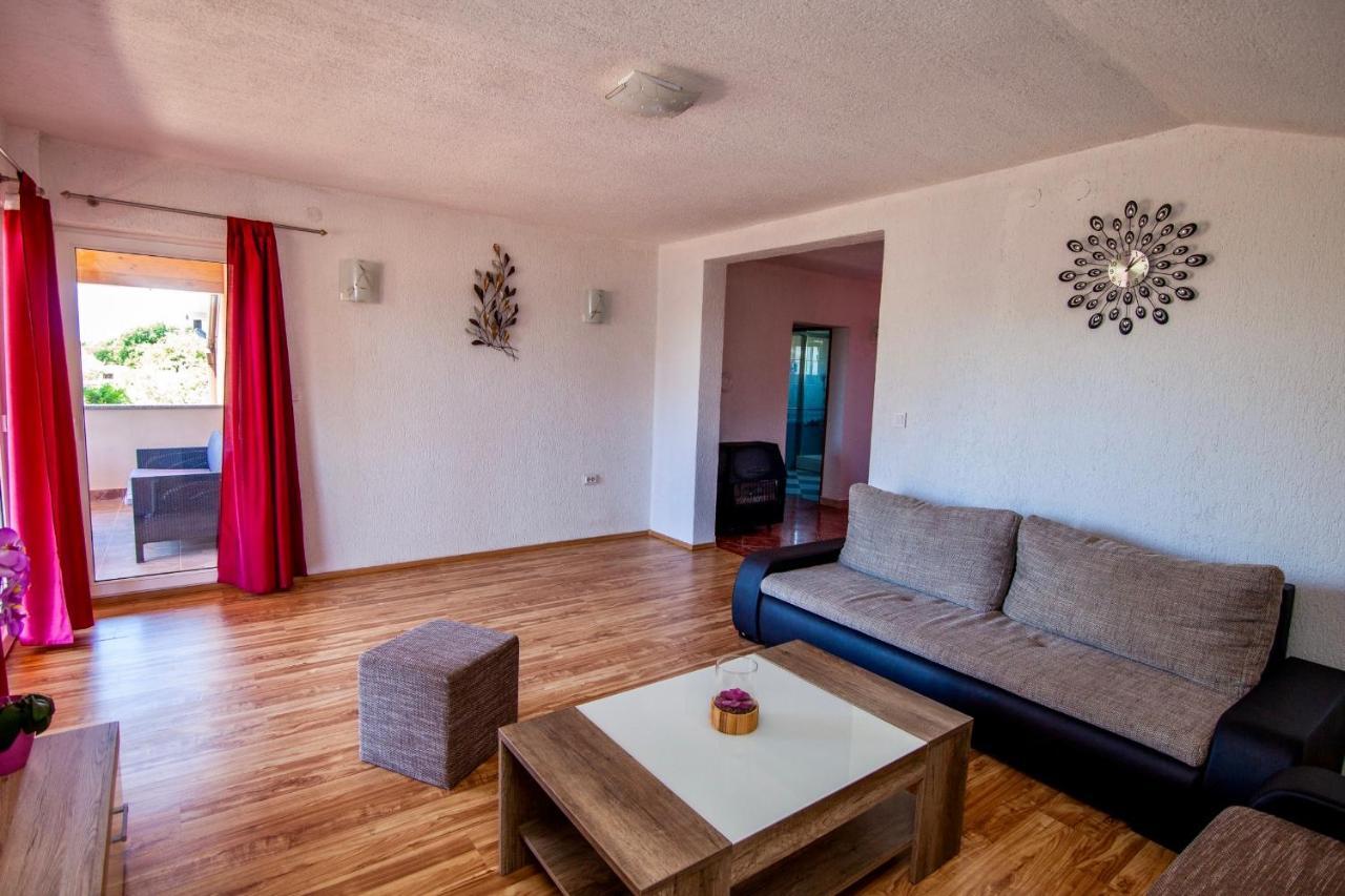 Villa Anita Пула Экстерьер фото