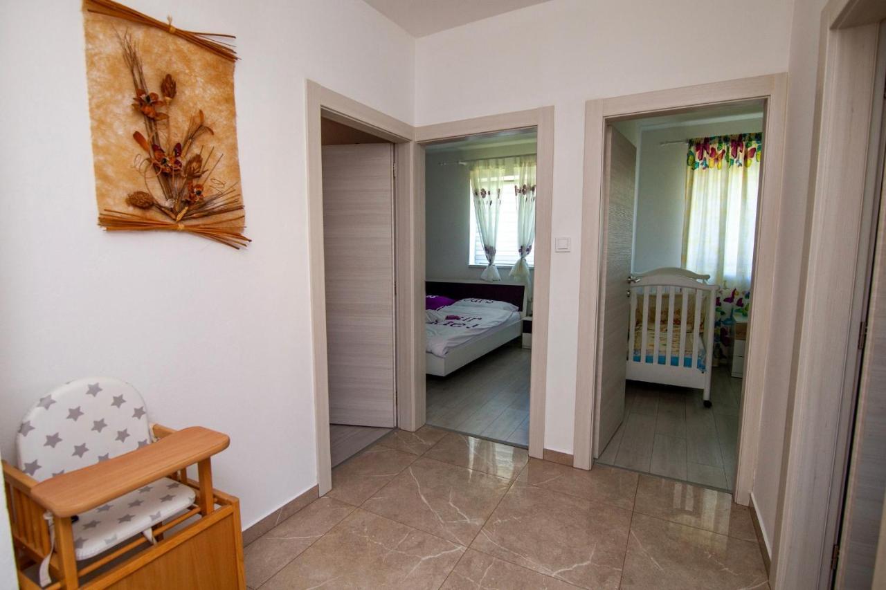 Villa Anita Пула Экстерьер фото